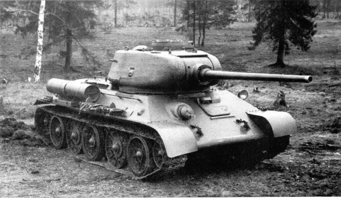 Советский средний танк Т-34-85